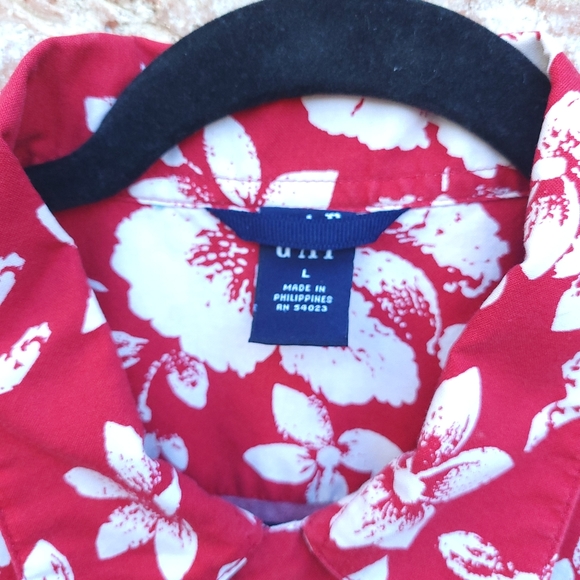 Gap Hawaiian Button-up T-Shirt - Picture 2 of 8